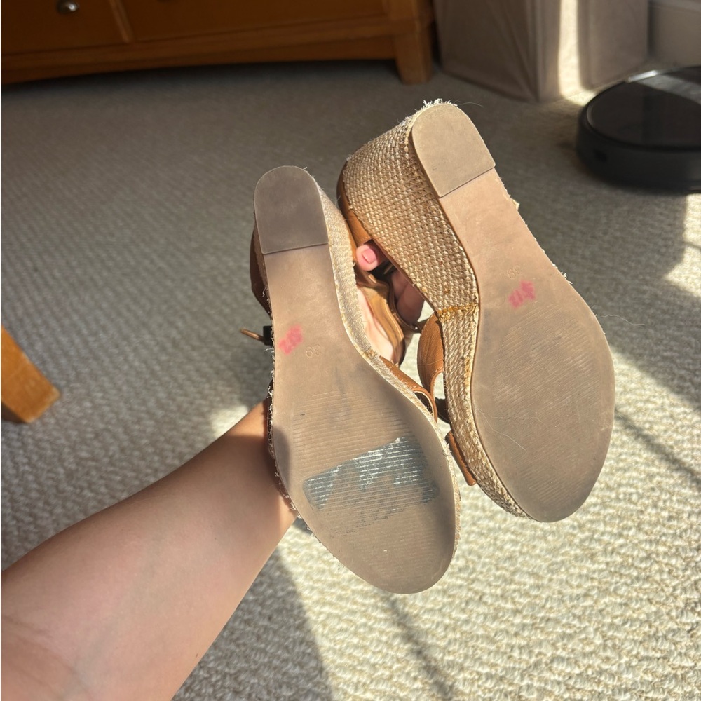 Wedges - Picture 7 of 7